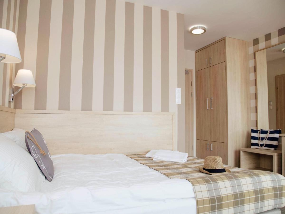 Hotel Porto Marina Krynica Morska Esterno foto