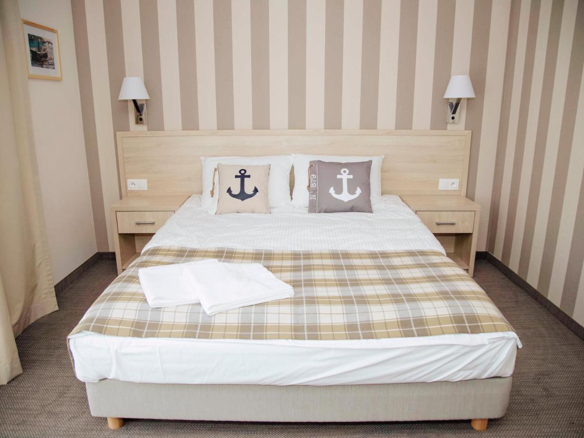 Hotel Porto Marina Krynica Morska Esterno foto