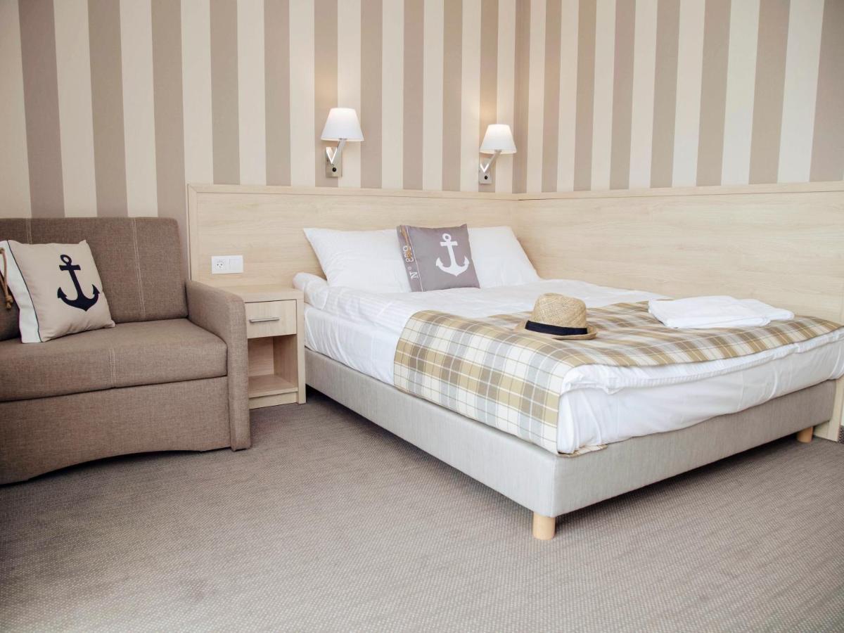 Hotel Porto Marina Krynica Morska Esterno foto