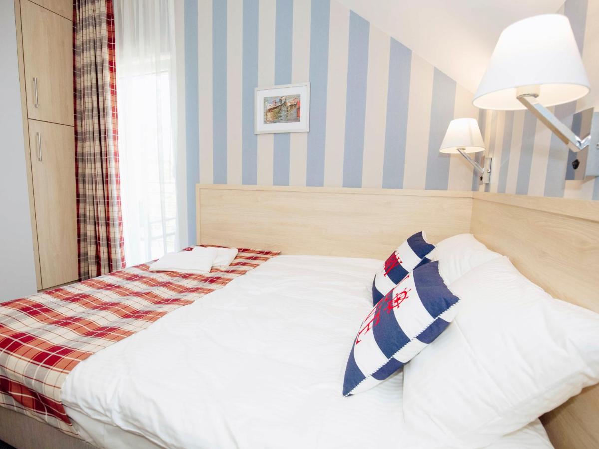 Hotel Porto Marina Krynica Morska Esterno foto
